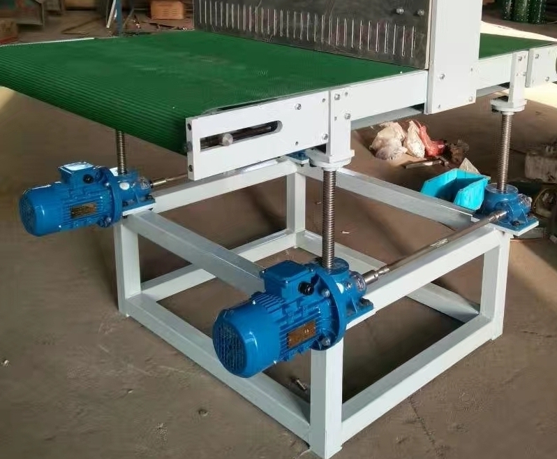 砂光機配套的湖北帶式輸送機.jpg